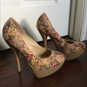 Beige floral heels